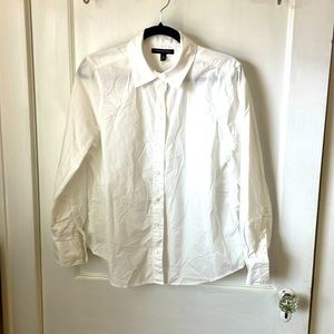 EUC White Banana Button Down